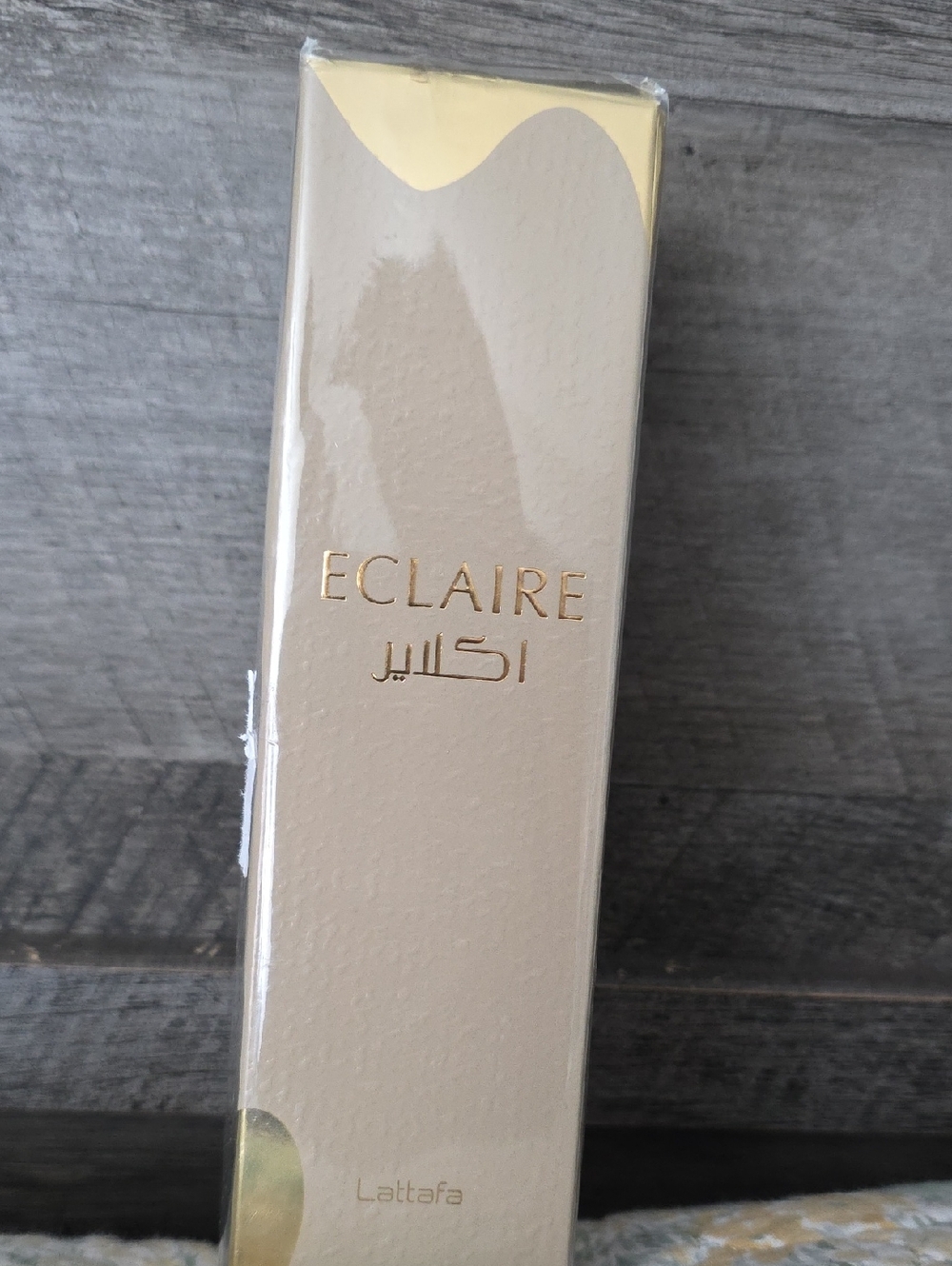 Eclaire Women’s Skincare Serum - Cream Tone by Lattafa
